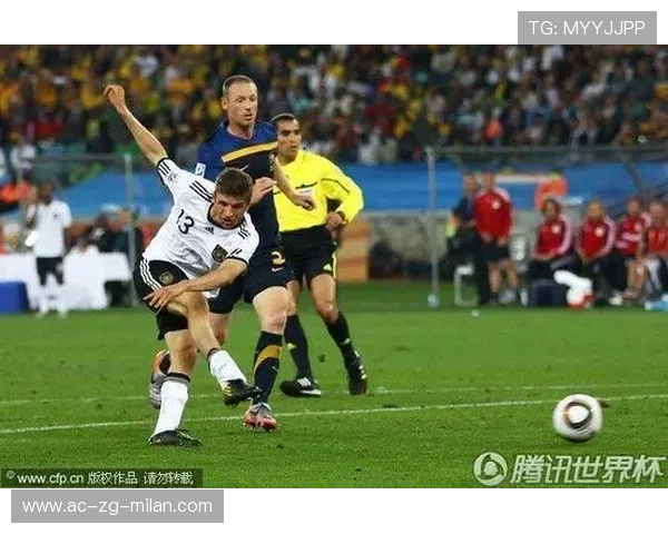 前锋背身停球转身抽射上角夺走胜利荣光