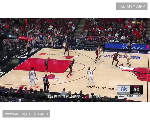 奥比·托平接空接暴扣点燃主场