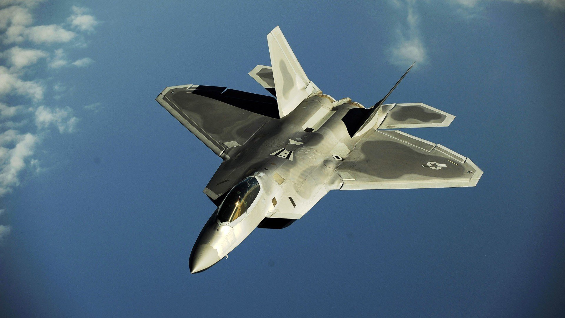 职业联赛观赏性为何与国际联赛差距明显,职业联赛的定义