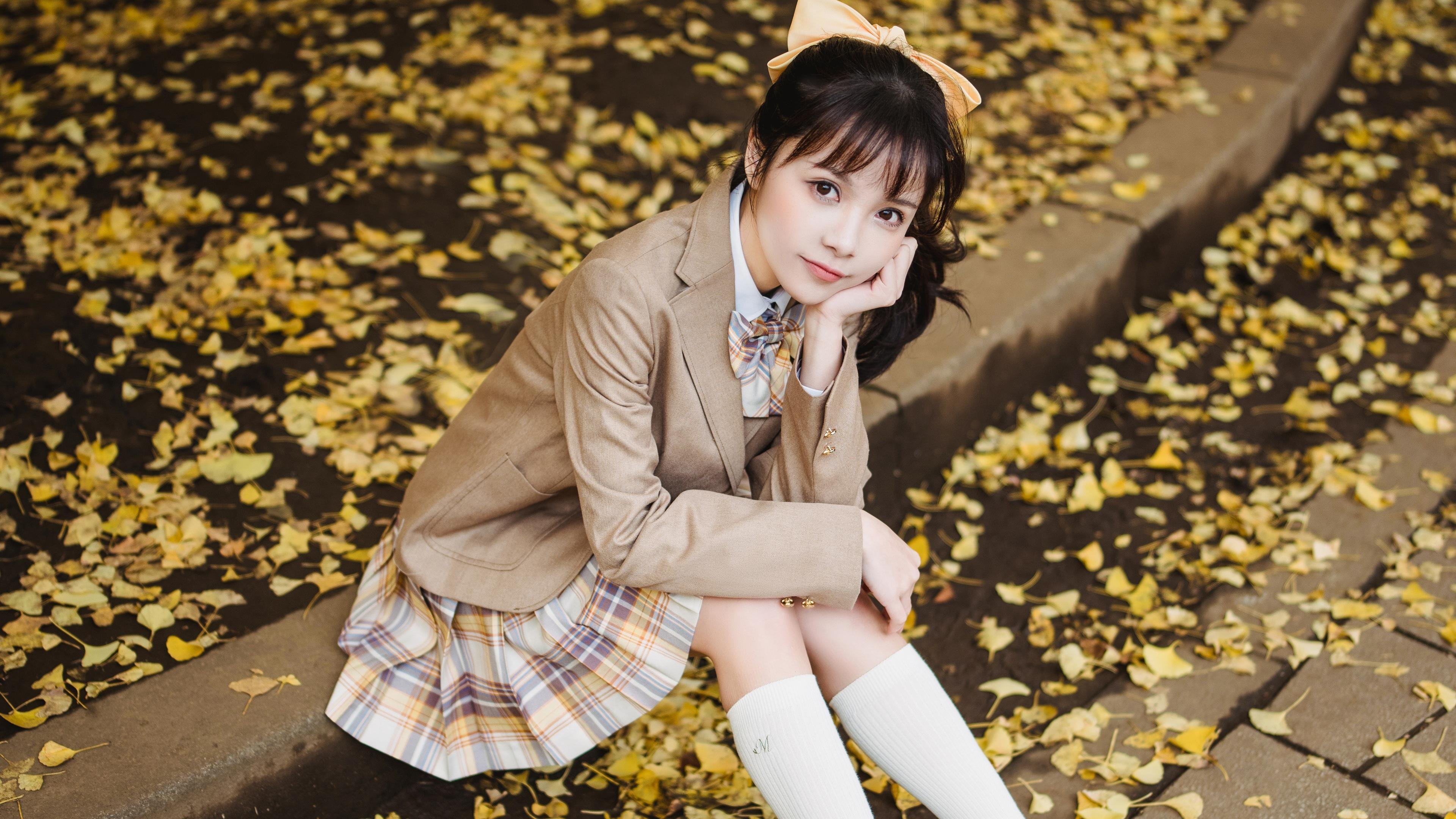 -张伟丽训练中展现极高专注度，张伟丽最新训练